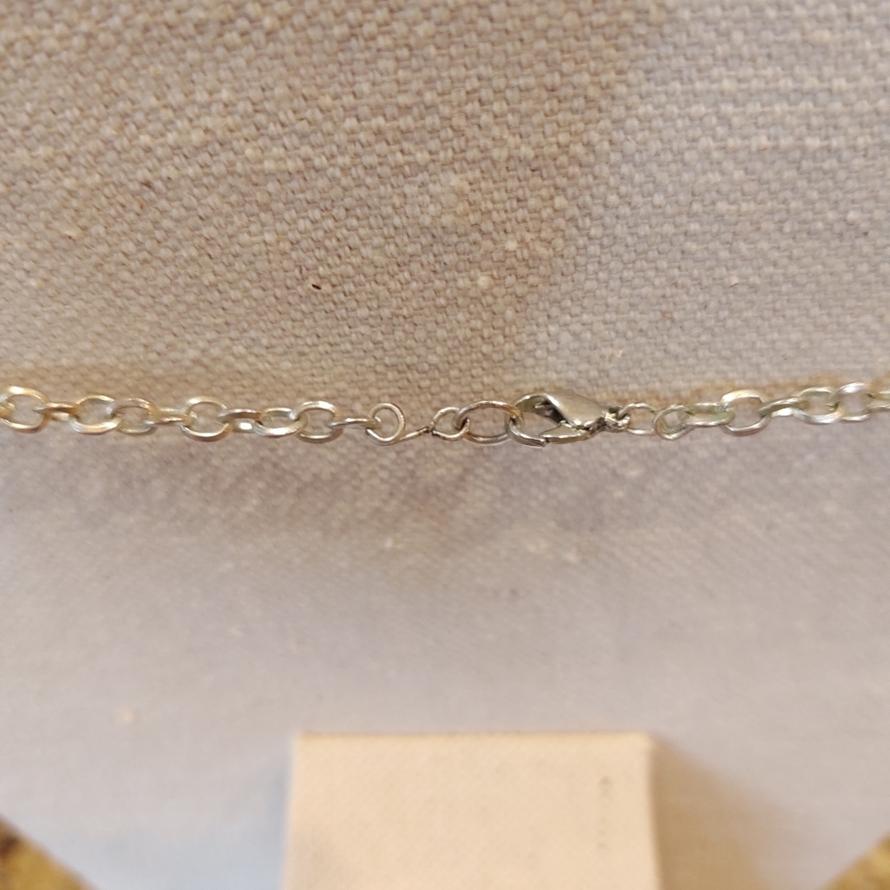 Sterling Silver handcrafted purple bead necklace - Picture 3 of 3